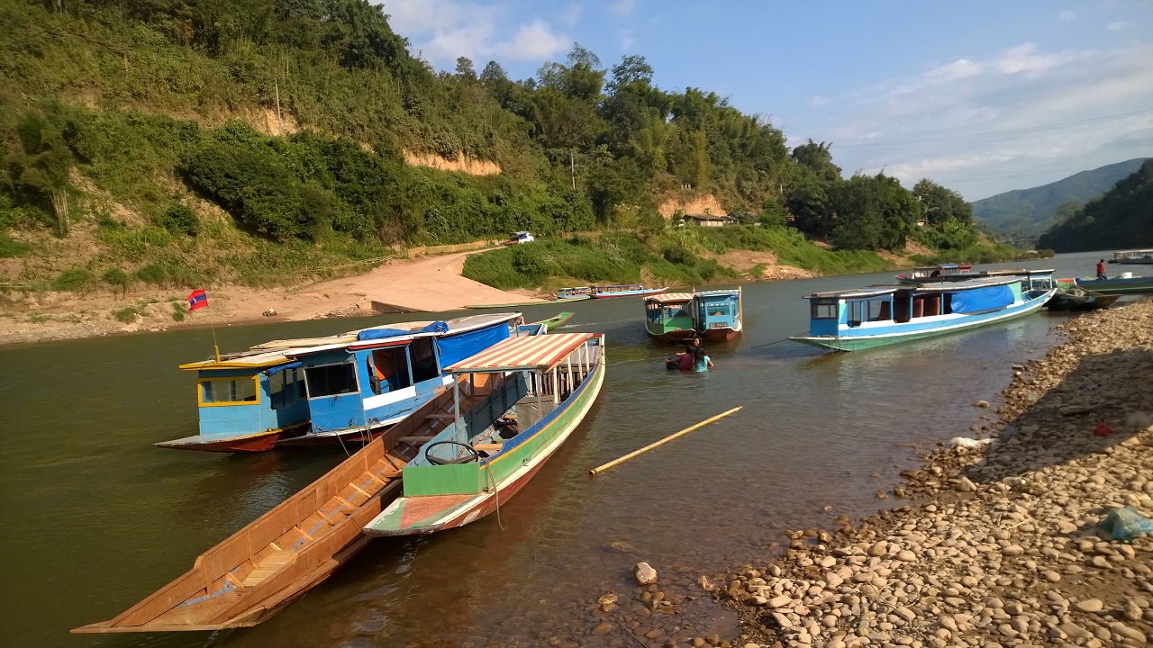 Personenbeförderung nach Laos Standard