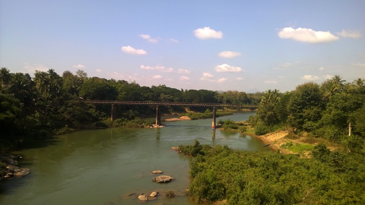 Laotische Brücke...