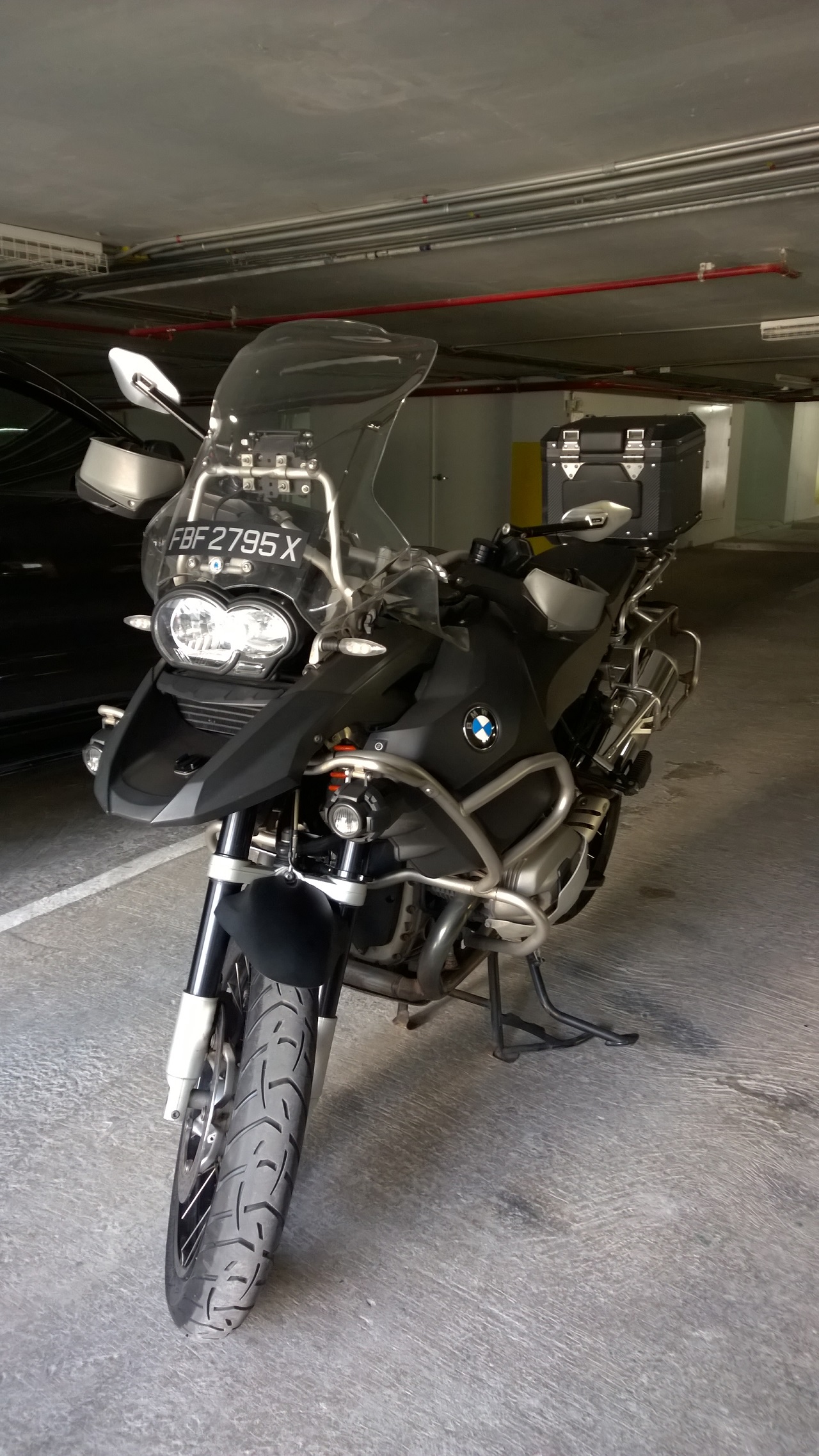 Geputzt wurde die Dame auch...jetzt kann es wieder los gehen.