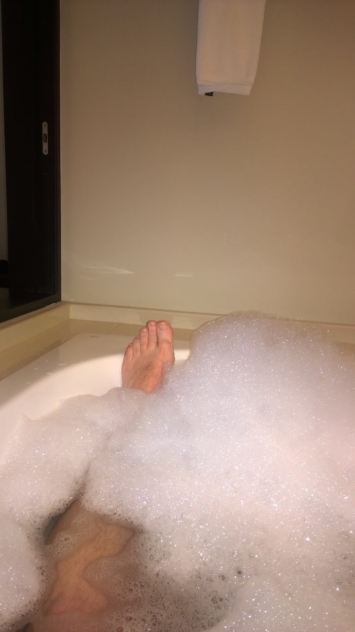 Heißes Wasser tut den alten Knochen echt gut...;-)